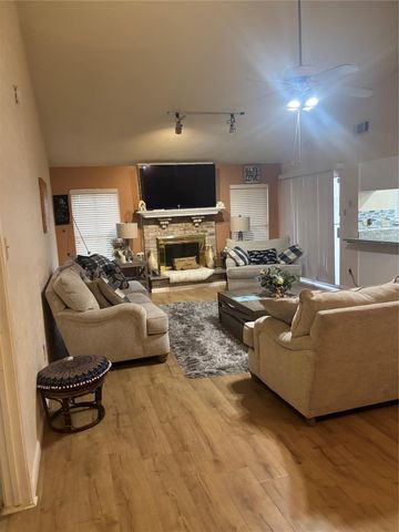 7602 Harpers Glen Lane, Houston, TX 77072