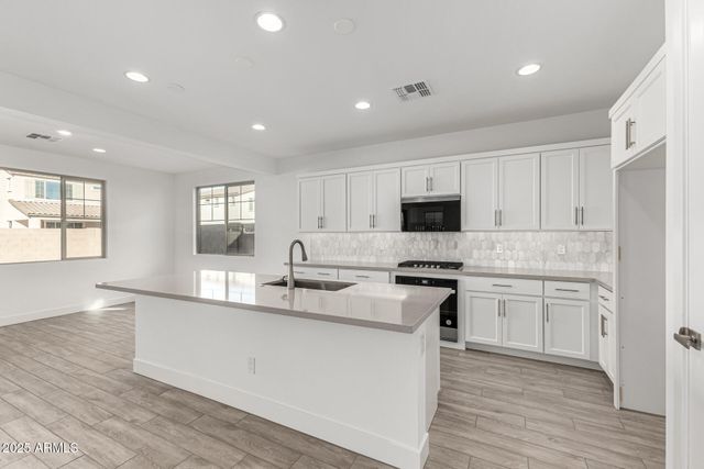 21494 E TIMBERLINE Road, Queen Creek, AZ 85142