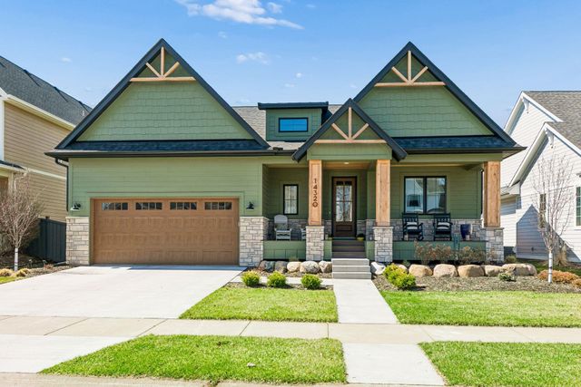 14320 Grantaire Lane N, Hugo, MN 55038