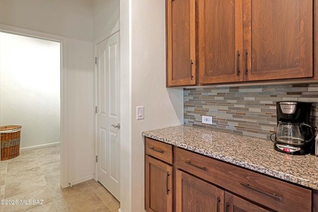 61193 E Shale Road, Oracle, AZ 85623
