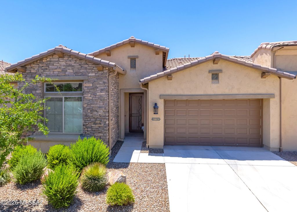 61193 E Shale Road, Oracle, AZ 85623