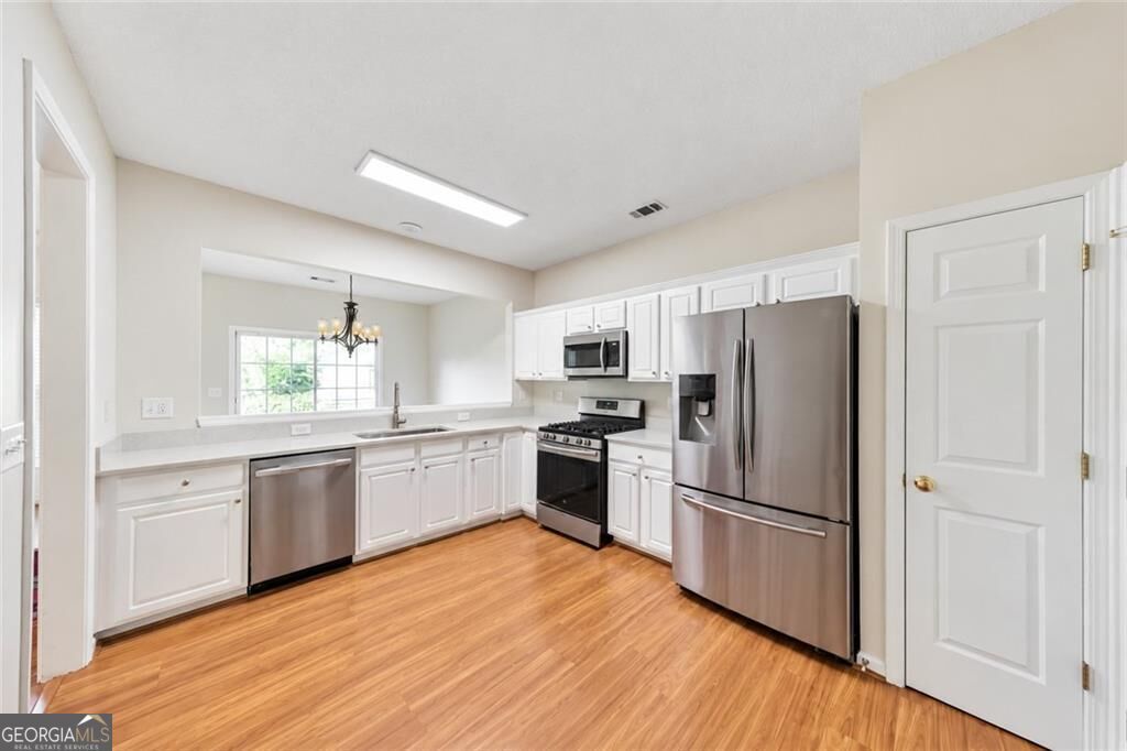 244 Regent Square, Woodstock, GA 30188 — photo 2