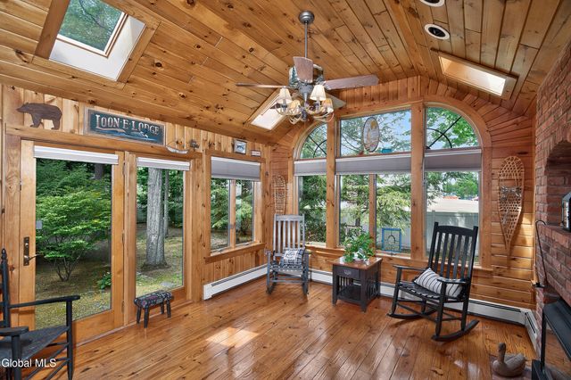 7 Jerome Lane, Moreau, NY 12803