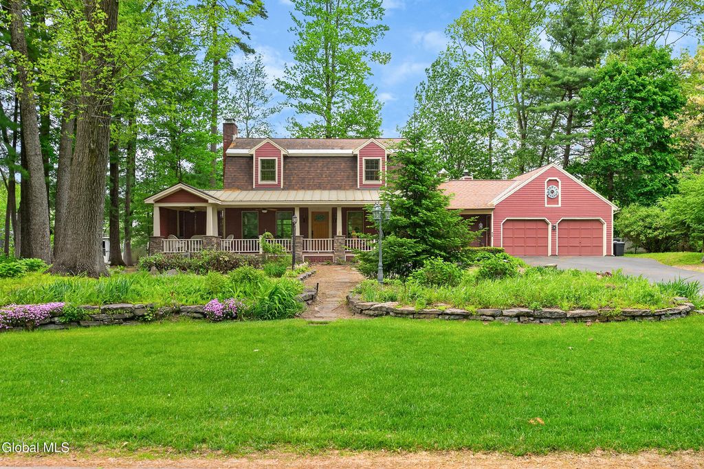 7 Jerome Lane, Moreau, NY 12803