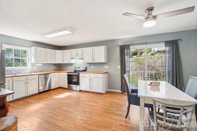 153 Hudson Street, Asheville, NC 28806