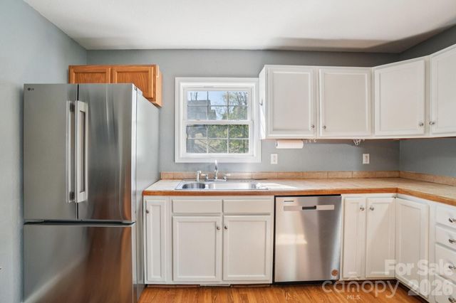 153 Hudson Street, Asheville, NC 28806