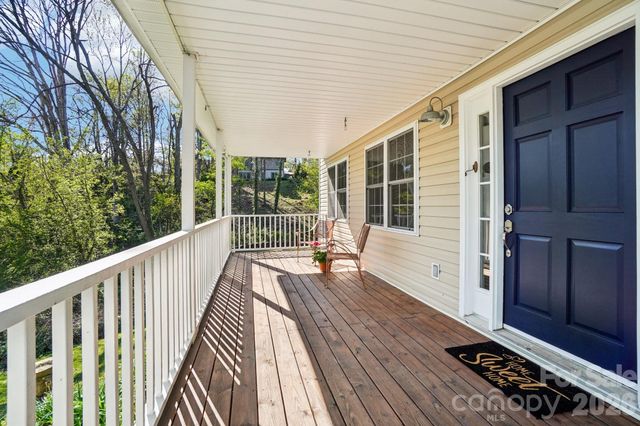 153 Hudson Street, Asheville, NC 28806