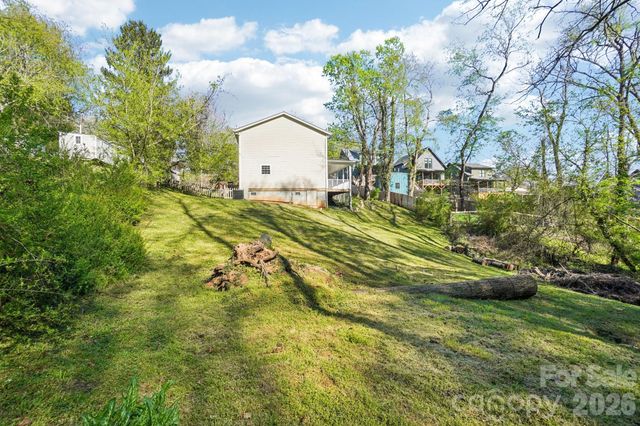 153 Hudson Street, Asheville, NC 28806