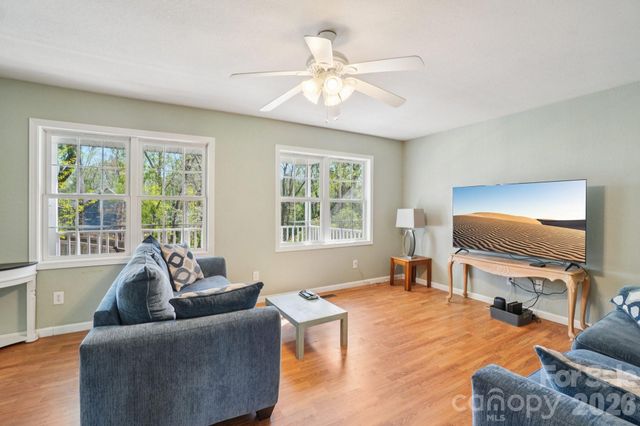 153 Hudson Street, Asheville, NC 28806