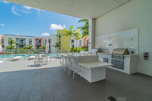 111 SE 1st Avenue 512, Delray Beach, FL 33444