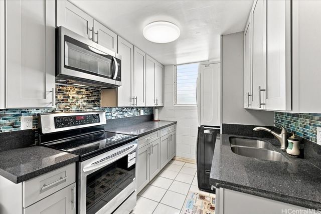 94-133 Pupupuhi Street 203, Waipahu, HI 96797