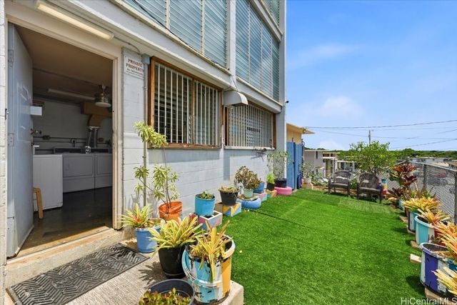 94-133 Pupupuhi Street 203, Waipahu, HI 96797