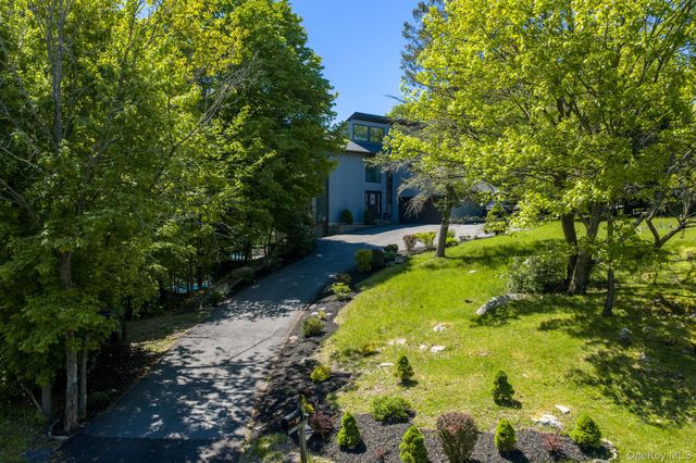 26 Mandy Lane, Washingtonville, NY 10992