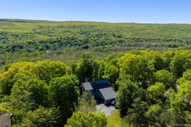 26 Mandy Lane, Washingtonville, NY 10992