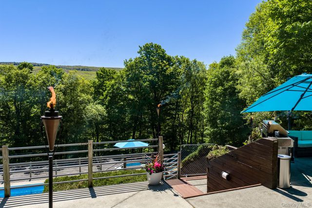 26 Mandy Lane, Washingtonville, NY 10992