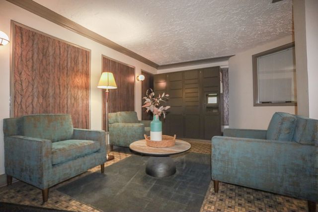 5419 S Harper Avenue 114, Chicago, IL 60615