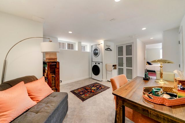 1400 Las Lomas Road NE, Albuquerque, NM 87106