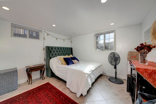 1400 Las Lomas Road NE, Albuquerque, NM 87106