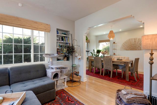 1400 Las Lomas Road NE, Albuquerque, NM 87106