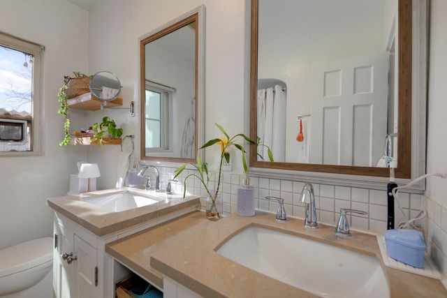 1400 Las Lomas Road NE, Albuquerque, NM 87106