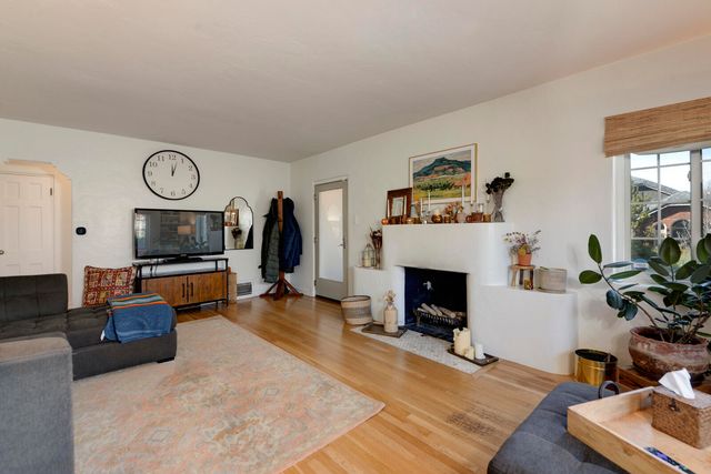 1400 Las Lomas Road NE, Albuquerque, NM 87106