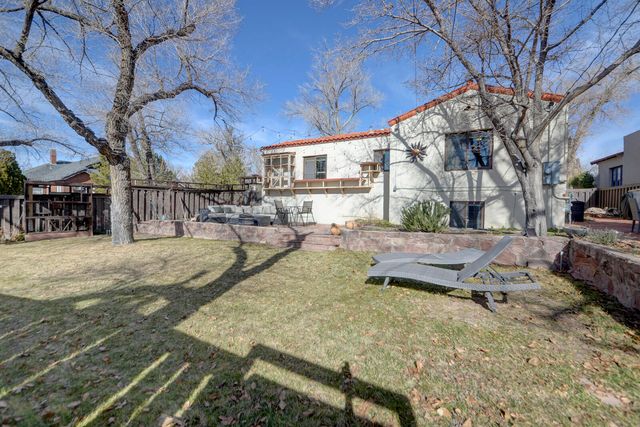 1400 Las Lomas Road NE, Albuquerque, NM 87106