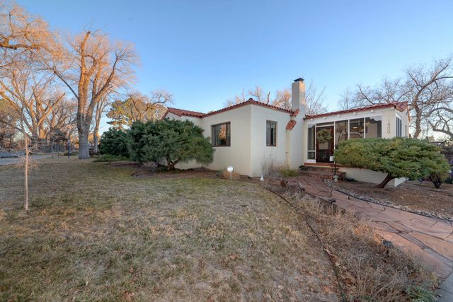 1400 Las Lomas Road NE, Albuquerque, NM 87106