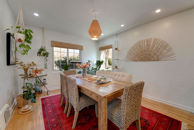 1400 Las Lomas Road NE, Albuquerque, NM 87106