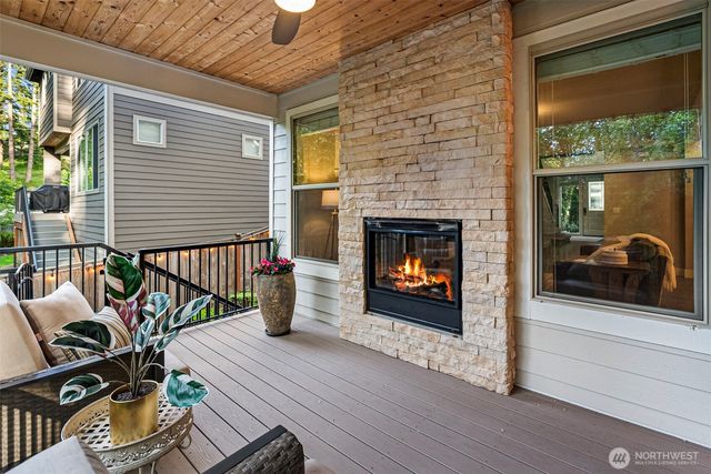 3766 Monterey Court NE, Renton, WA 98056