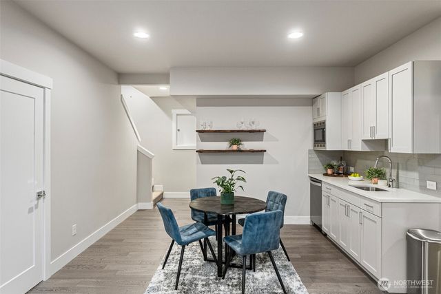 3766 Monterey Court NE, Renton, WA 98056