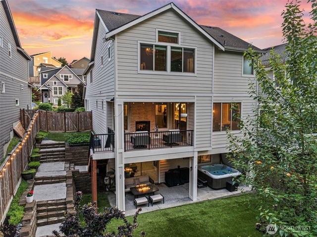3766 Monterey Court NE, Renton, WA 98056