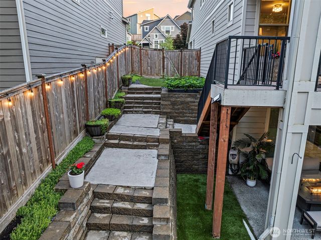 3766 Monterey Court NE, Renton, WA 98056