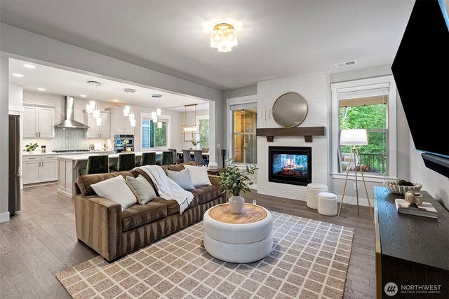 3766 Monterey Court NE, Renton, WA 98056