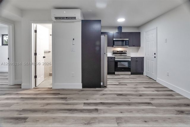 4037 SW 65th Ave 13, South Miami, FL 33155