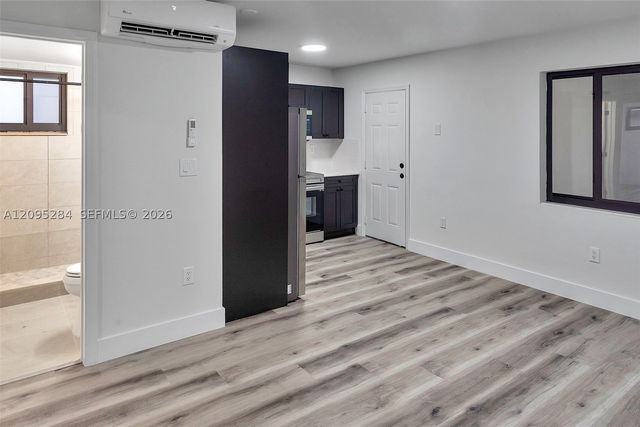 4037 SW 65th Ave 13, South Miami, FL 33155