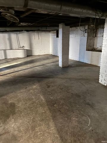 403 W 3rd Street, Bicknell, IN 47512