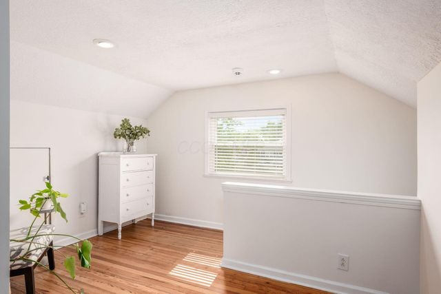 647 Montrose Avenue, Bexley, OH 43209