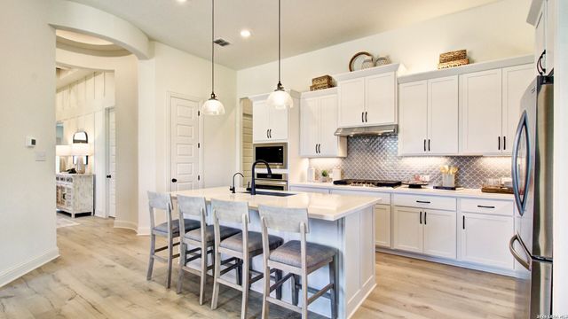 1676 Seekat Drive, New Braunfels, TX 78132