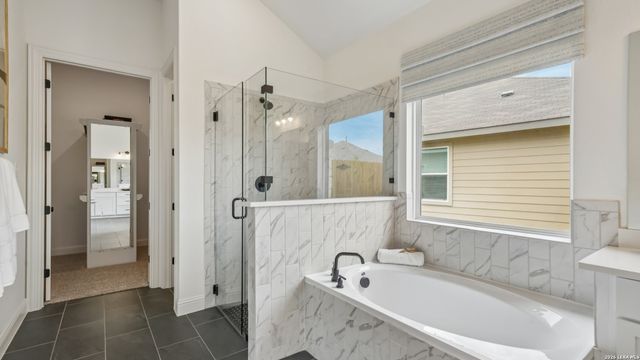1676 Seekat Drive, New Braunfels, TX 78132