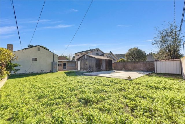 4741 Hazelbrook, Long Beach, CA 90808