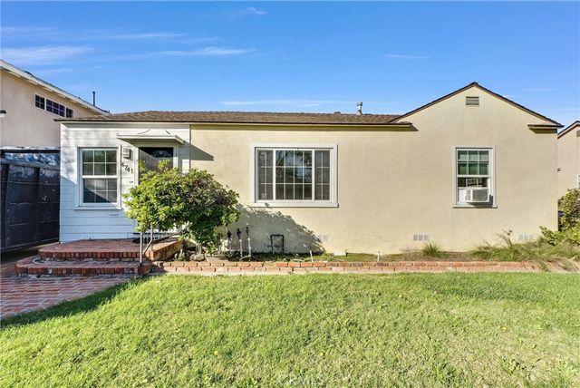 4741 Hazelbrook, Long Beach, CA 90808