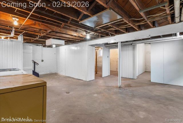 1338 Somerset Avenue, Grosse Pointe Park, MI 48230