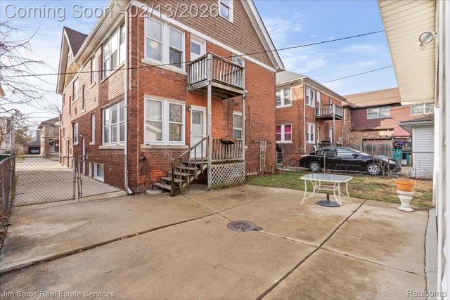 1338 Somerset Avenue, Grosse Pointe Park, MI 48230