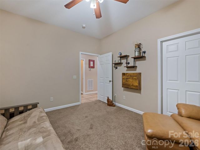 100 Loafer Lane, Waynesville, NC 28785