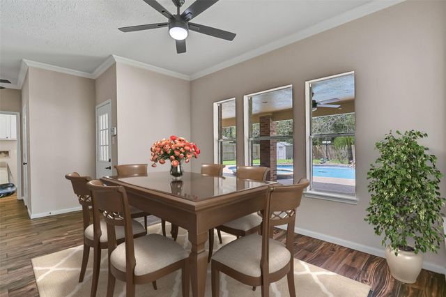 306 Melodywood Drive, Friendswood, TX 77546