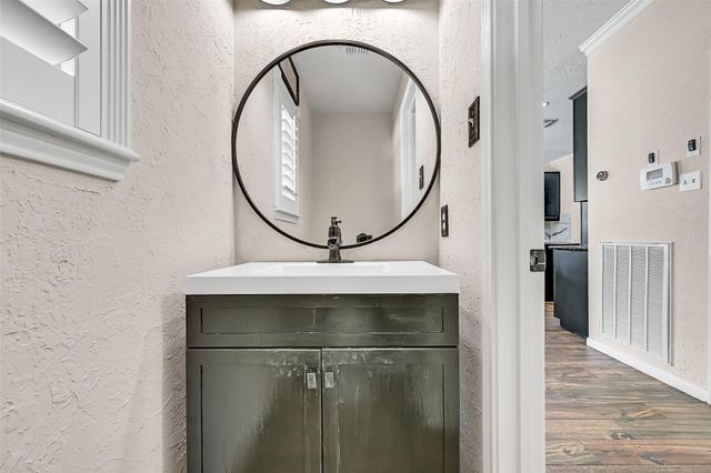 306 Melodywood Drive, Friendswood, TX 77546