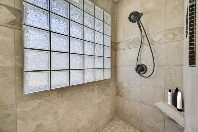 306 Melodywood Drive, Friendswood, TX 77546