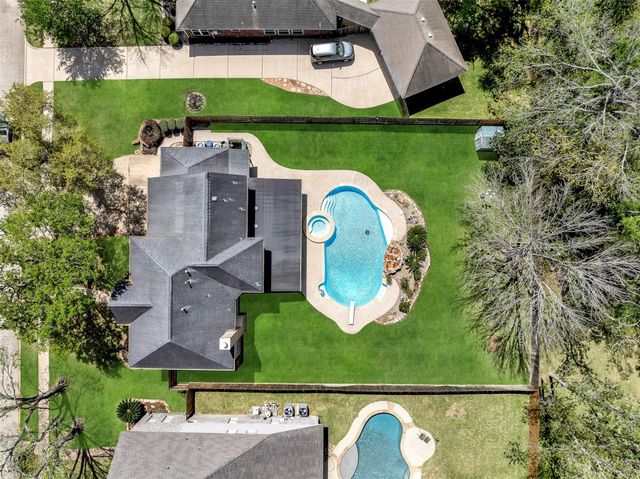 306 Melodywood Drive, Friendswood, TX 77546