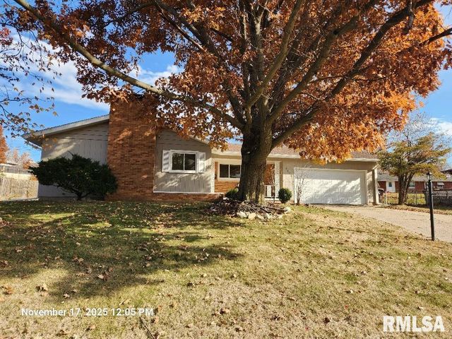 4924 N MANSFIELD Drive, Peoria, IL 61614