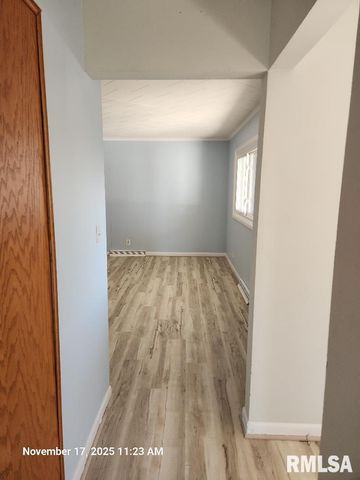 4924 N MANSFIELD Drive, Peoria, IL 61614